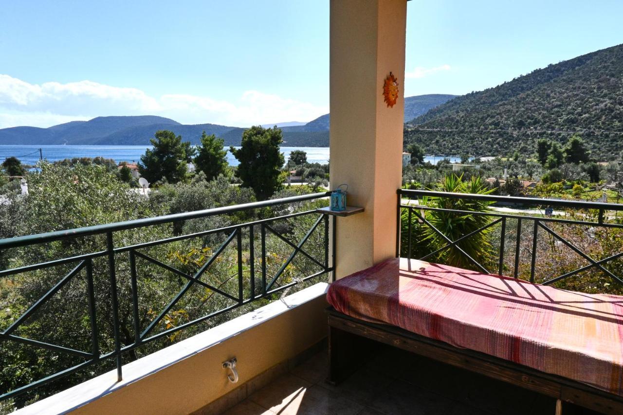 Pavlos' Cottage With Beach View Kórfos المظهر الخارجي الصورة