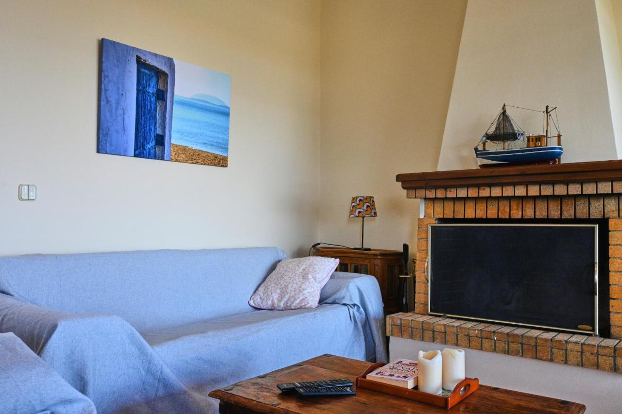 Pavlos' Cottage With Beach View Kórfos المظهر الخارجي الصورة