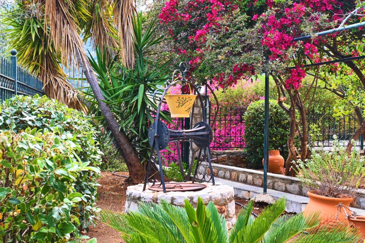 Pavlos' Cottage With Beach View Kórfos المظهر الخارجي الصورة